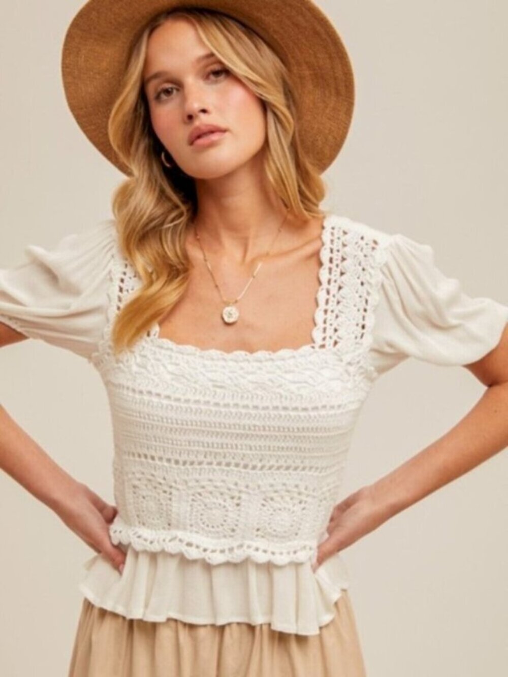 HEM & THREAD Off White Crochet Square Neck Puff Sleeve Ruffle Top Size L NWT